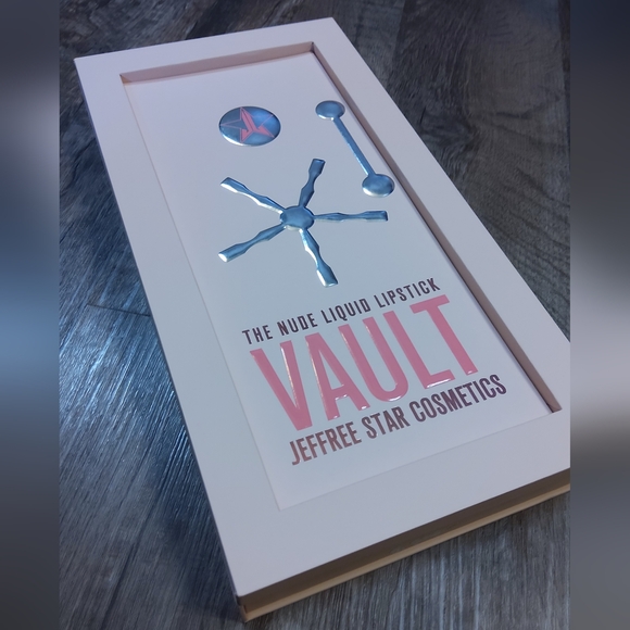 JEFFREE STAR The Nude Liquid Lipstick VAULT Set NIB - Picture 7 of 13